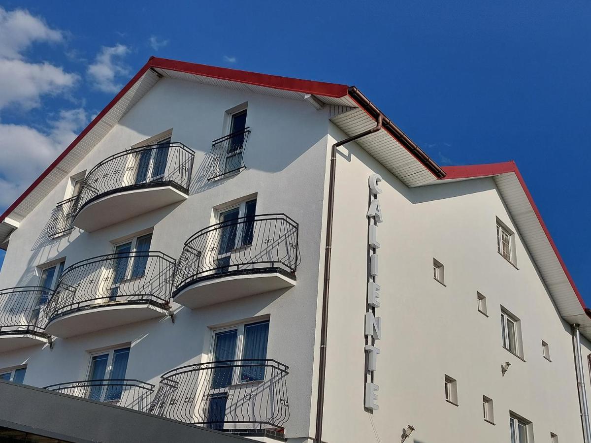 Caliente / Ozzy Hotel Unieście Eksteriør billede